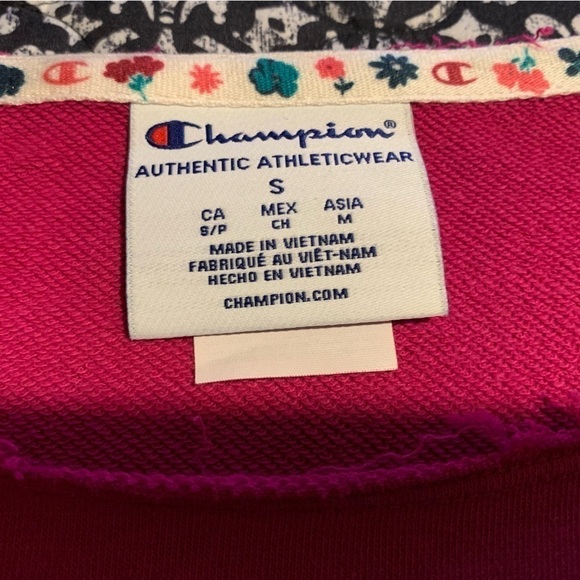 EUC Champion oversized crop sweatshirt pink with flowered logo small - Picture 5 of 6